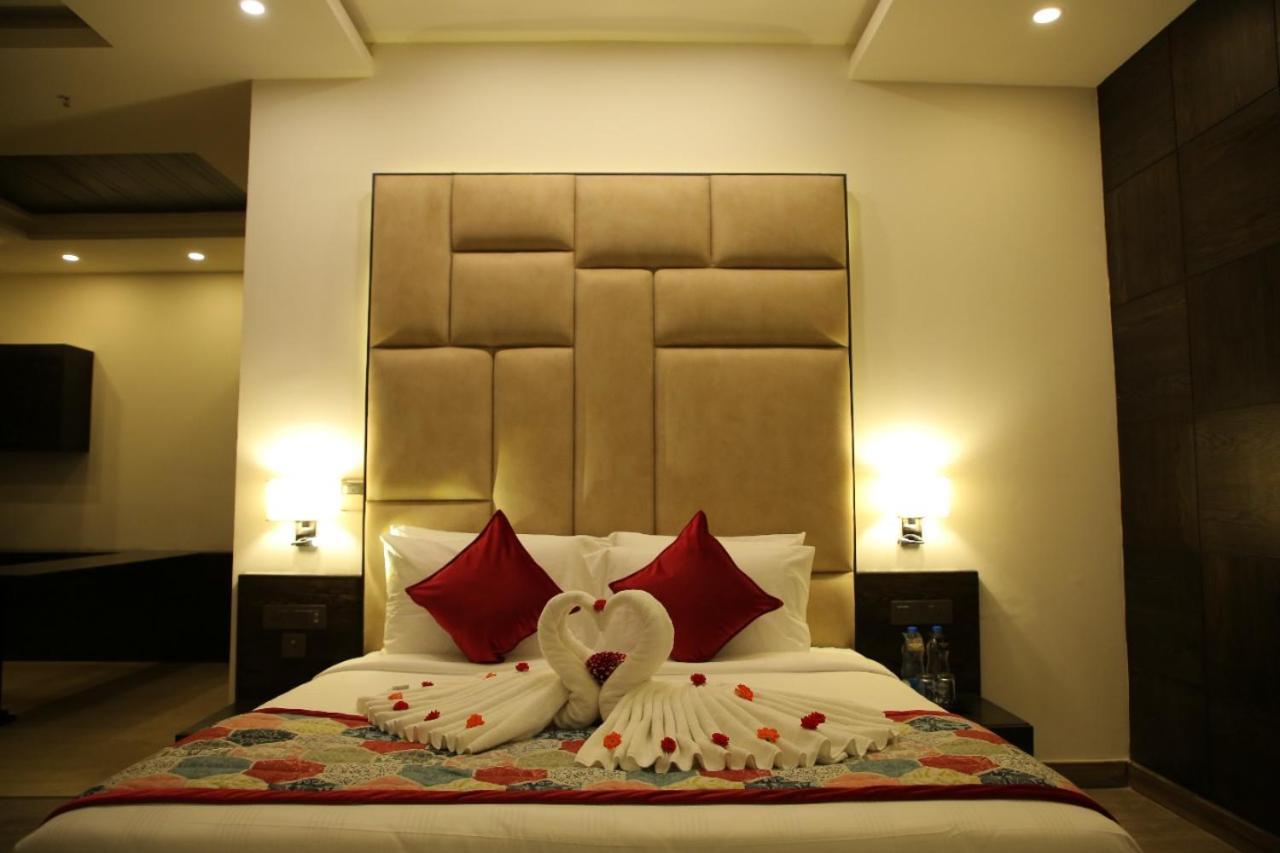 Rosetum Kasauli Hotel Exterior photo