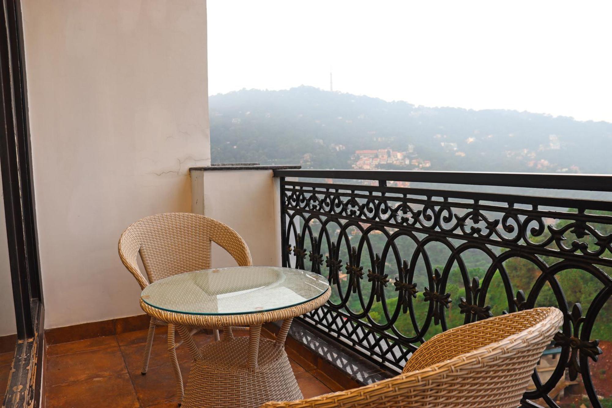 Rosetum Kasauli Hotel Exterior photo