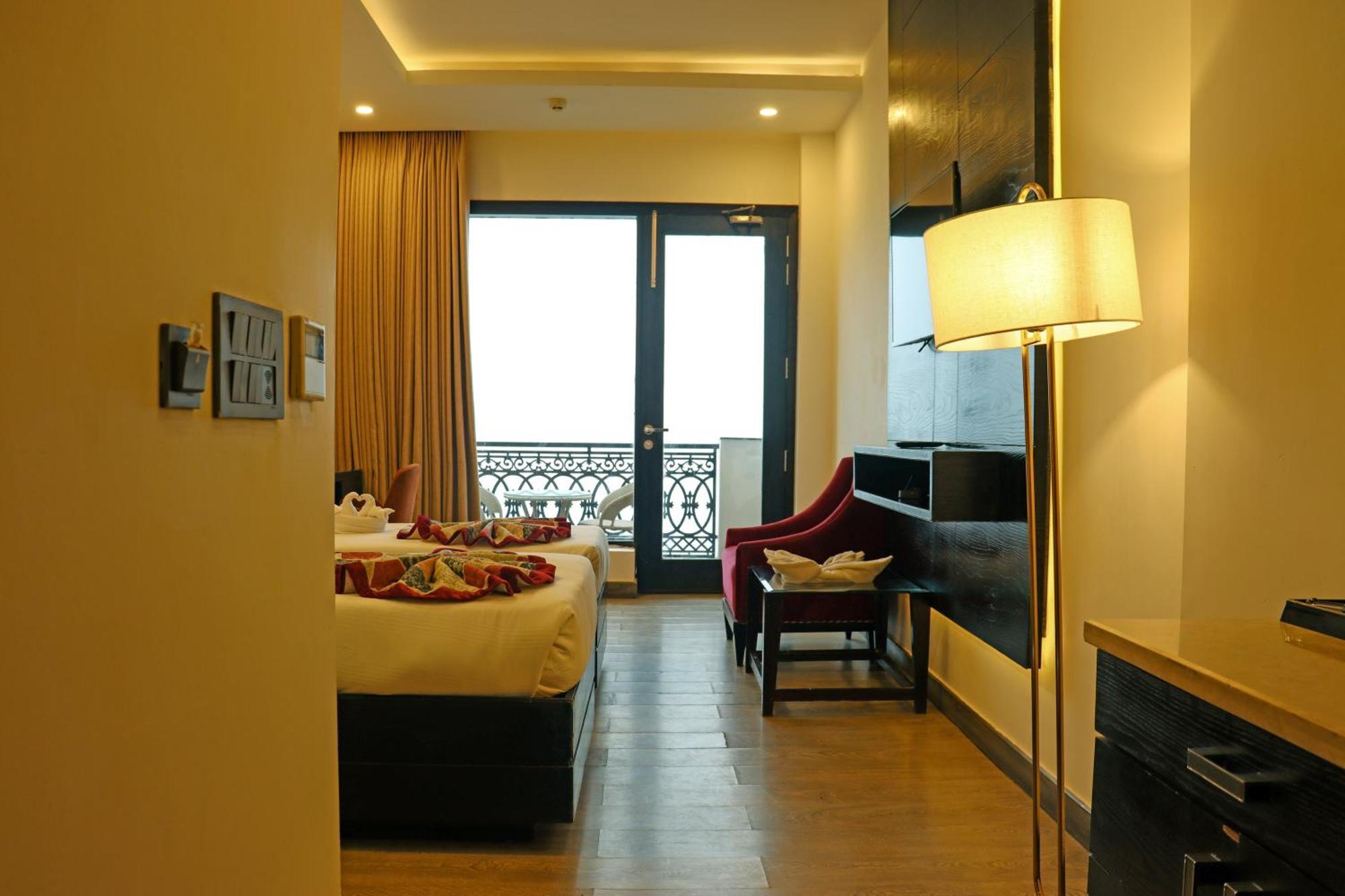 Rosetum Kasauli Hotel Exterior photo